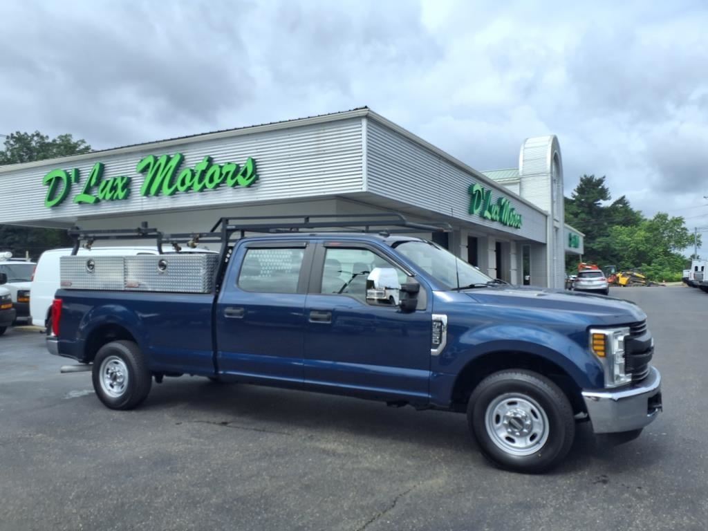 Ford Super Duty F-250 SRW XL 2WD Crew Cab 8' Box 2019