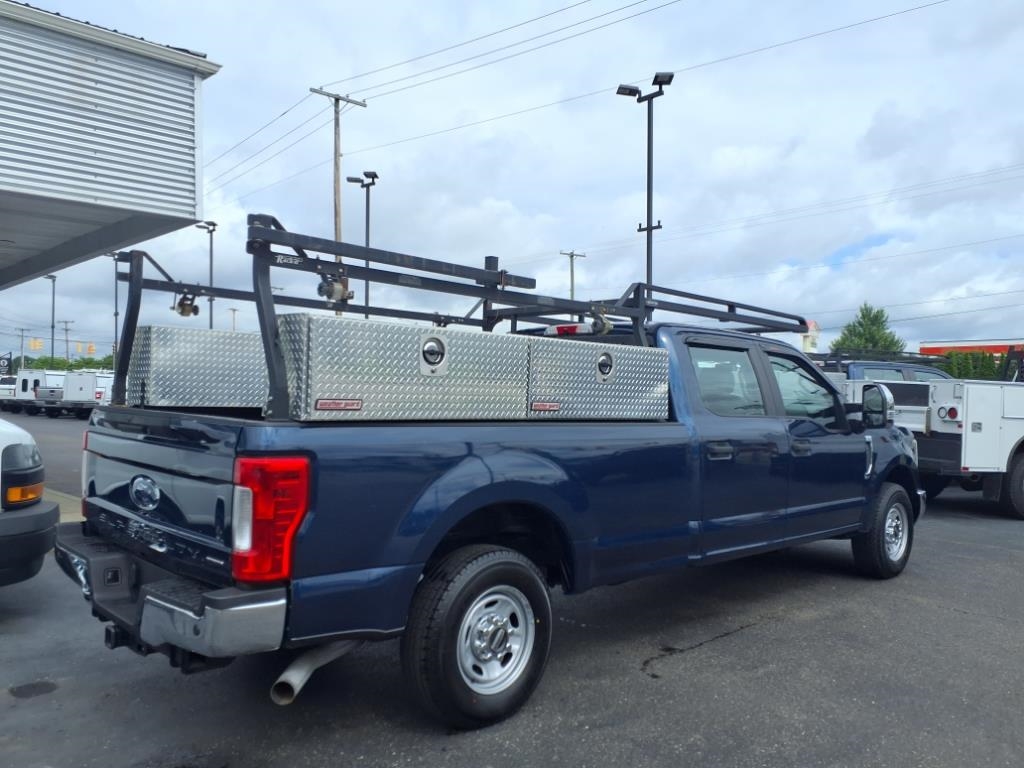 Ford Super Duty F-250 SRW XL 2WD Crew Cab 8' Box 2019