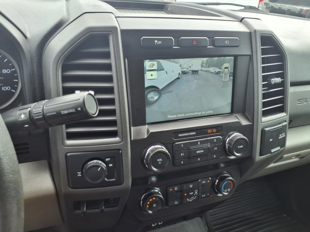 Ford Super Duty F-250 SRW XL 2WD Crew Cab 8' Box 2019