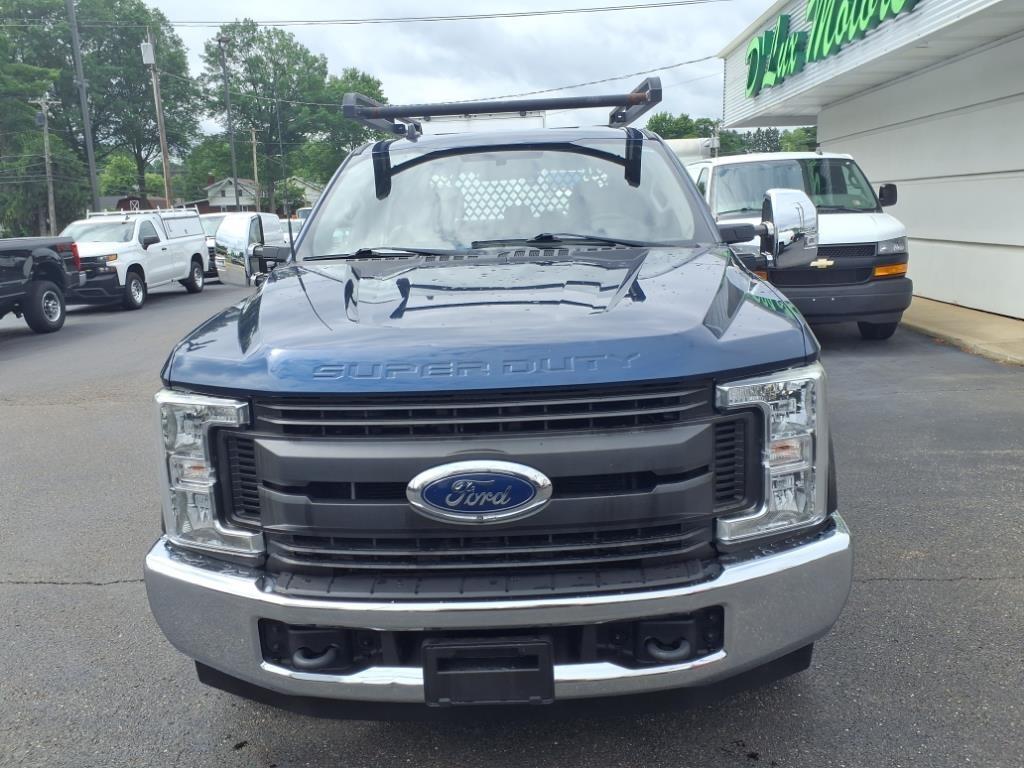 Ford Super Duty F-250 SRW XL 2WD Crew Cab 8' Box 2019