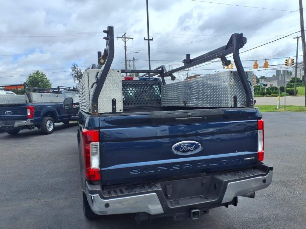 Ford Super Duty F-250 SRW XL 2WD Crew Cab 8' Box 2019