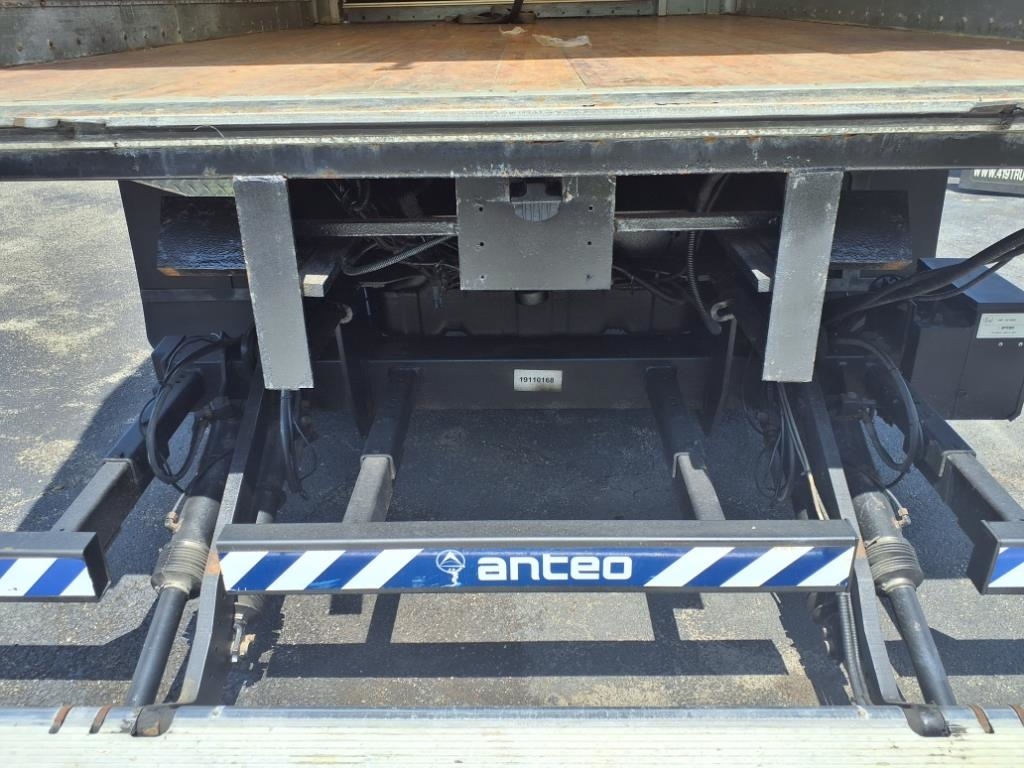 Ford Super Duty F-450 DRW XL 2WD Reg Cab 193" WB 108" CA 2020