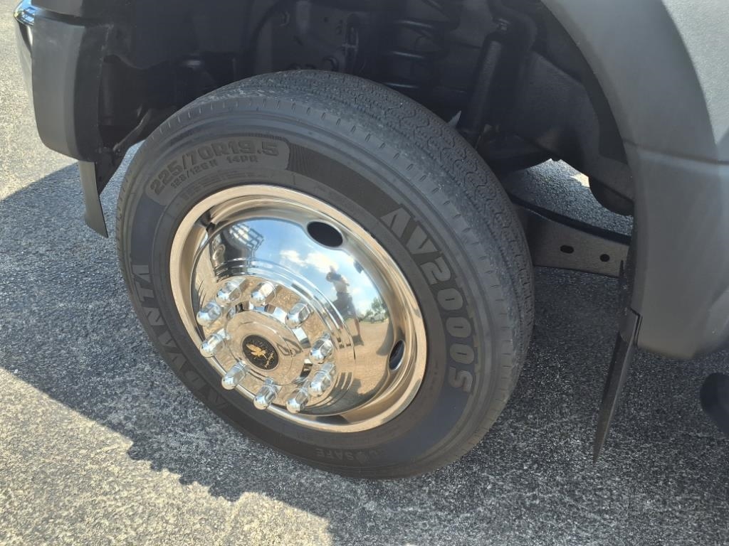 Ford Super Duty F-450 DRW XL 2WD Reg Cab 193" WB 108" CA 2020