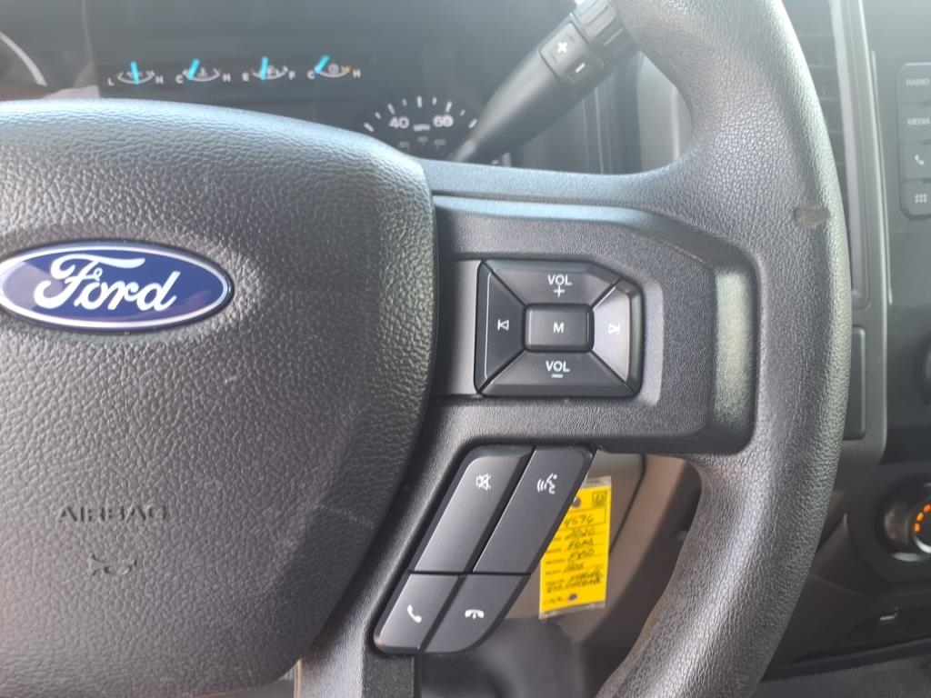 Ford Super Duty F-450 DRW XL 2WD Reg Cab 193" WB 108" CA 2020