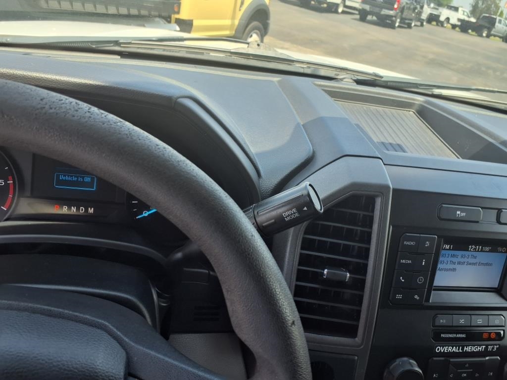 Ford Super Duty F-450 DRW XL 2WD Reg Cab 193" WB 108" CA 2020