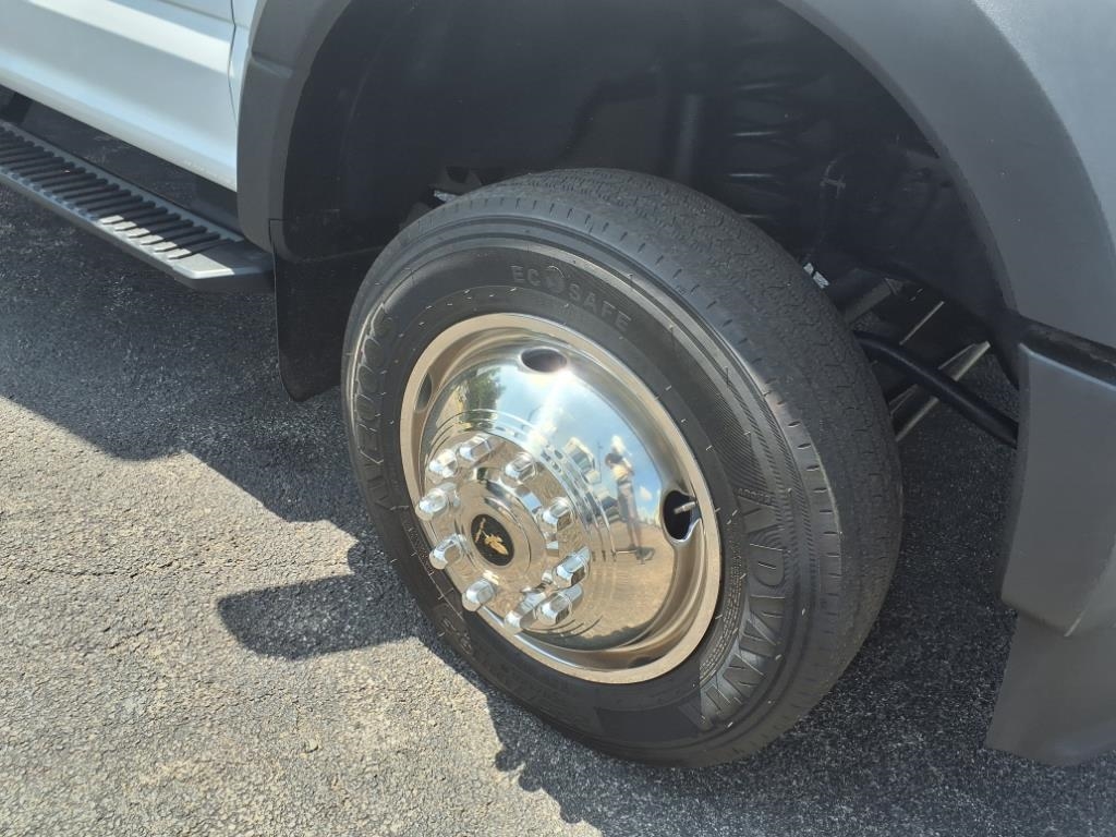 Ford Super Duty F-450 DRW XL 2WD Reg Cab 193" WB 108" CA 2020