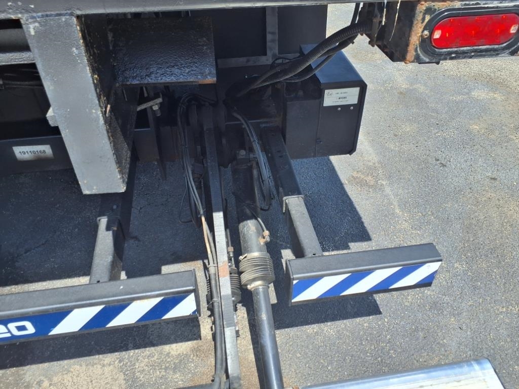 Ford Super Duty F-450 DRW XL 2WD Reg Cab 193" WB 108" CA 2020