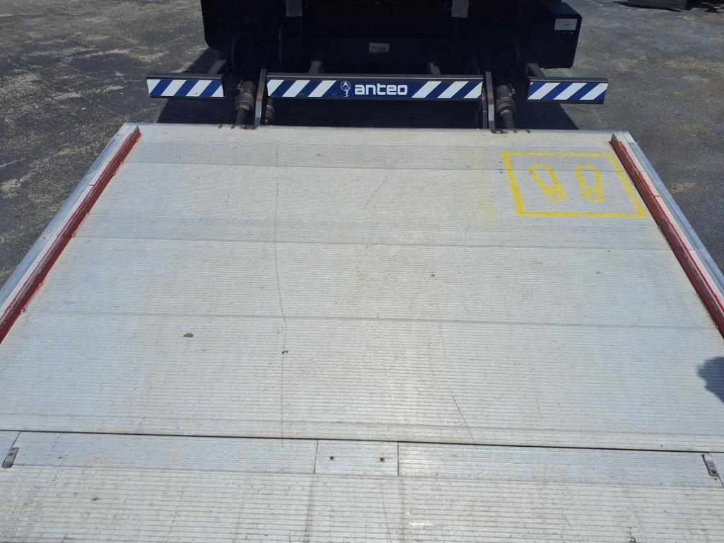 Ford Super Duty F-450 DRW XL 2WD Reg Cab 193" WB 108" CA 2020