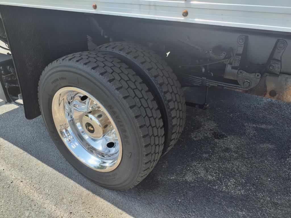 Ford Super Duty F-450 DRW XL 2WD Reg Cab 193" WB 108" CA 2020