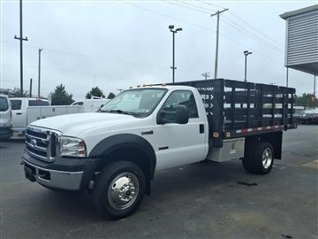 2006 Ford Super Duty F-550 DRW Reg Cab 165" WB 84" CA XL