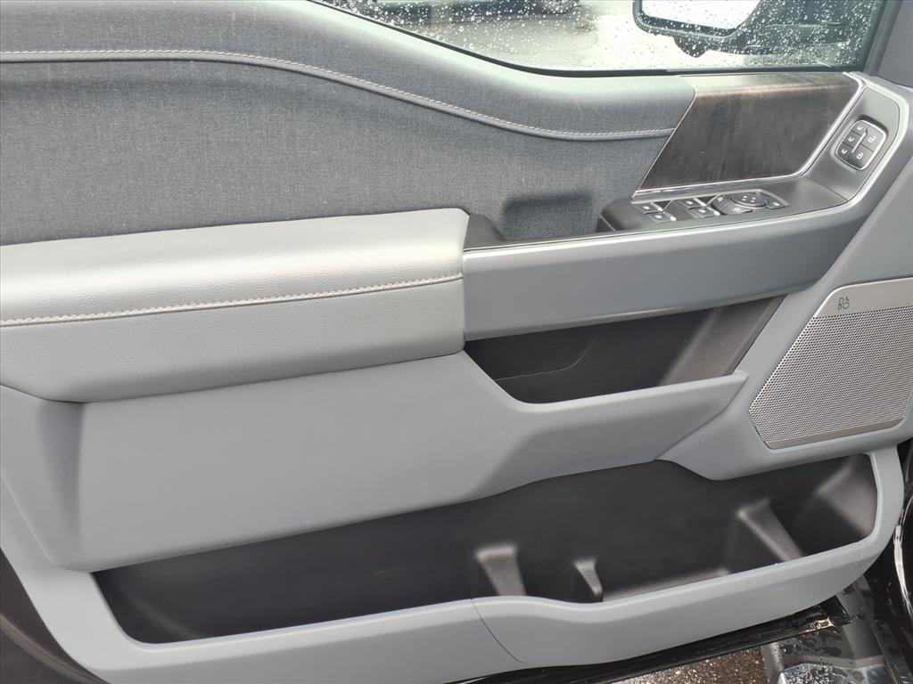 Ford F-150 Lariat SuperCrew 5.5-ft. Bed 4WD 2022