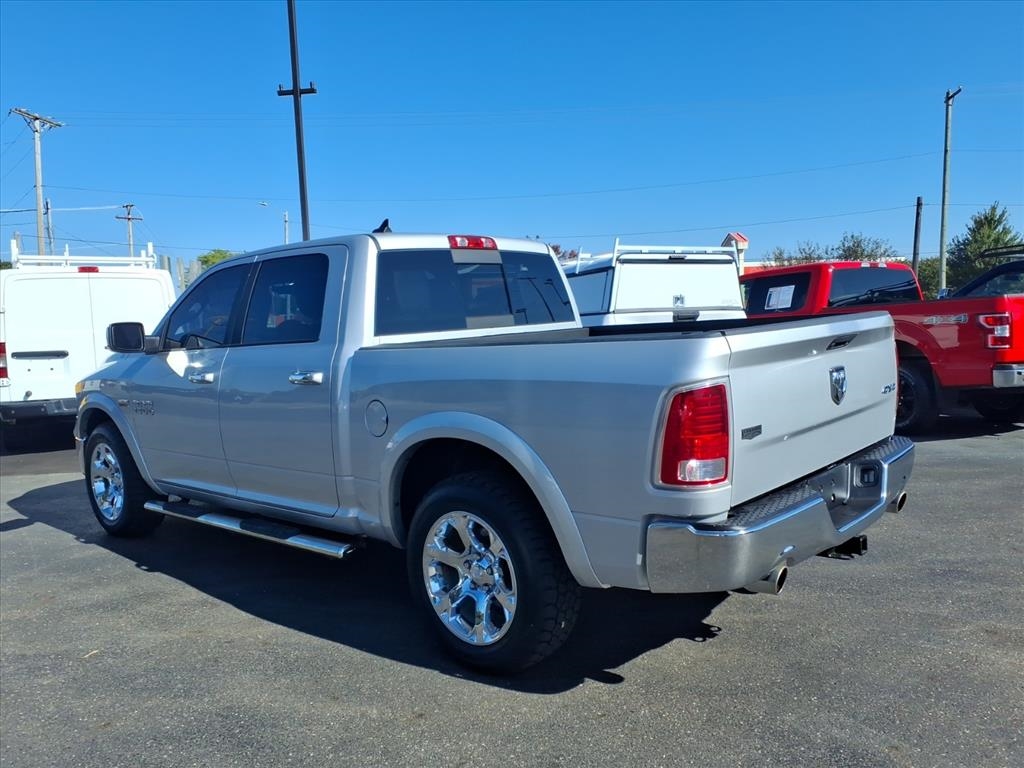 RAM 1500 Laramie 4x4 Crew Cab 5'7" Box 2018