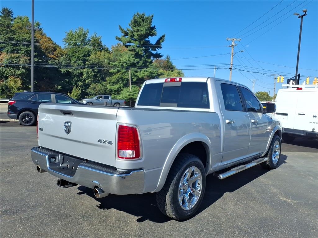 RAM 1500 Laramie 4x4 Crew Cab 5'7" Box 2018