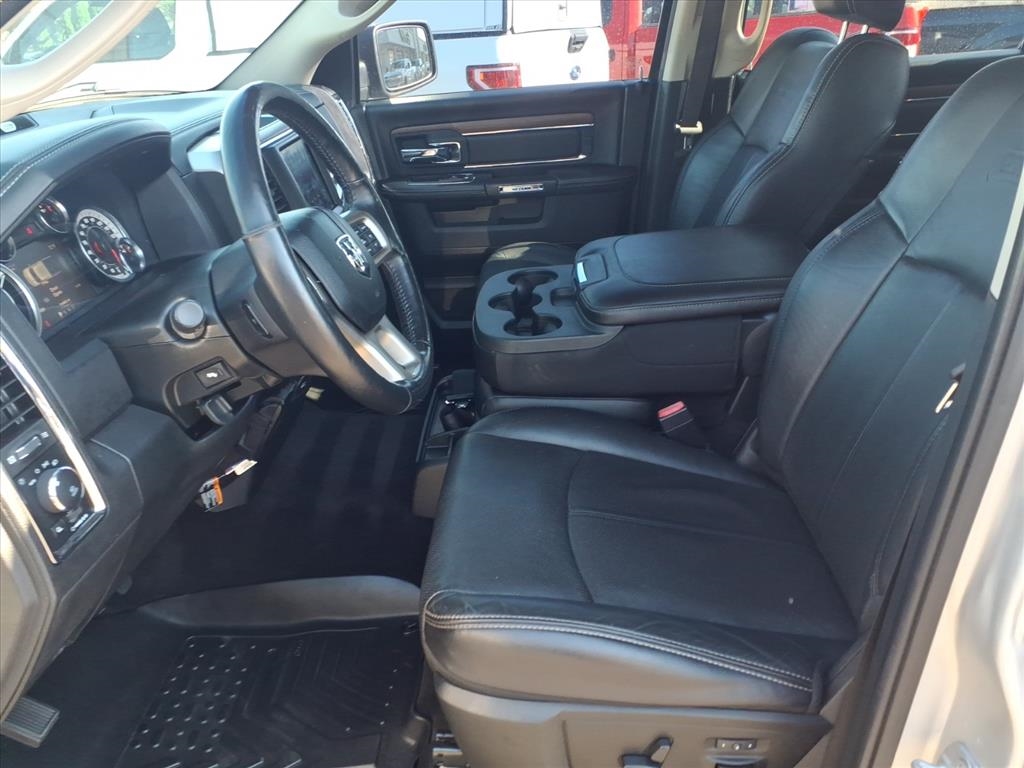 RAM 1500 Laramie 4x4 Crew Cab 5'7" Box 2018