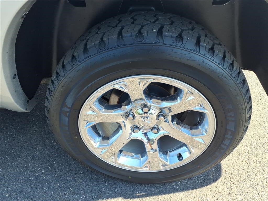 RAM 1500 Laramie 4x4 Crew Cab 5'7" Box 2018