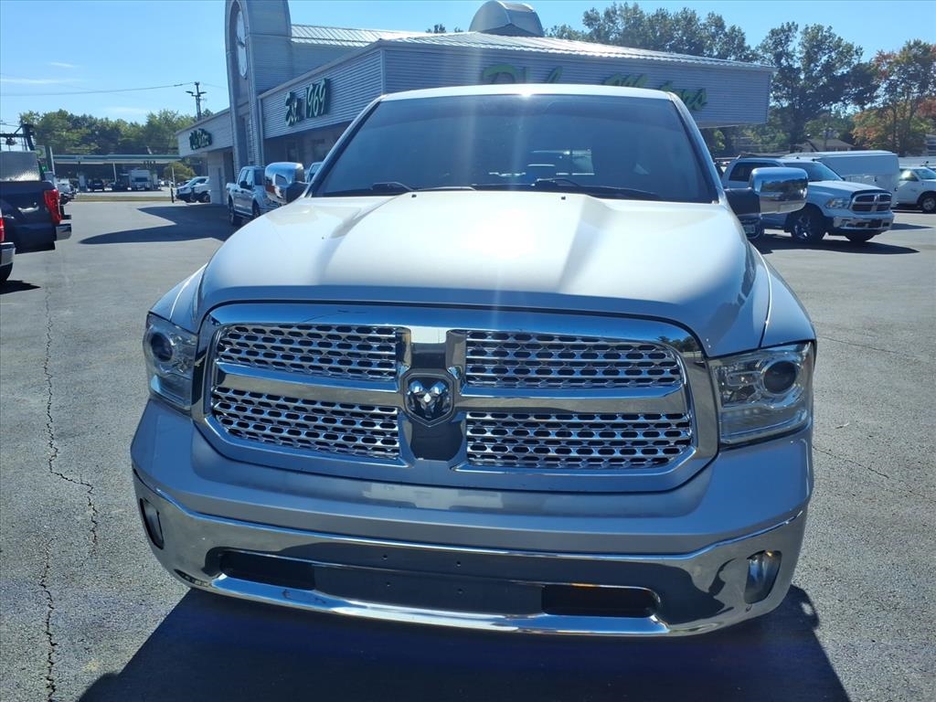 RAM 1500 Laramie 4x4 Crew Cab 5'7" Box 2018