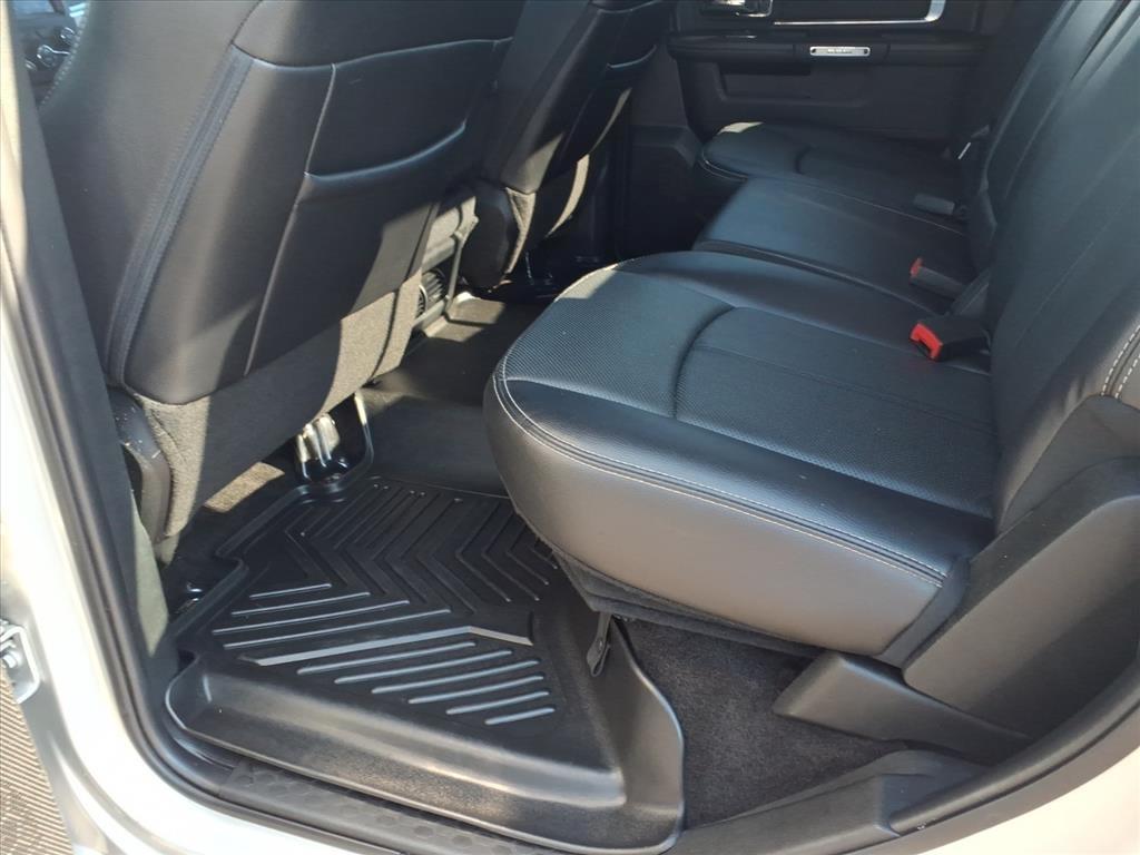 RAM 1500 Laramie 4x4 Crew Cab 5'7" Box 2018