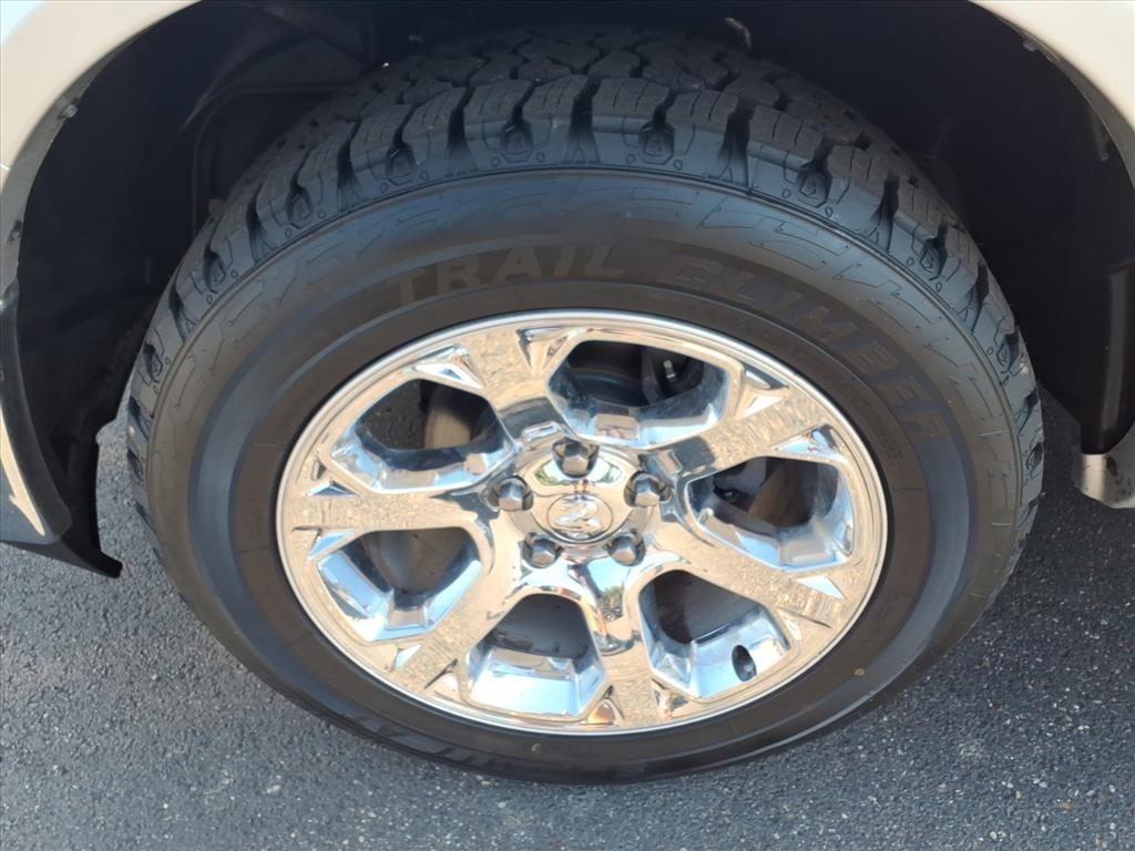 RAM 1500 Laramie 4x4 Crew Cab 5'7" Box 2018