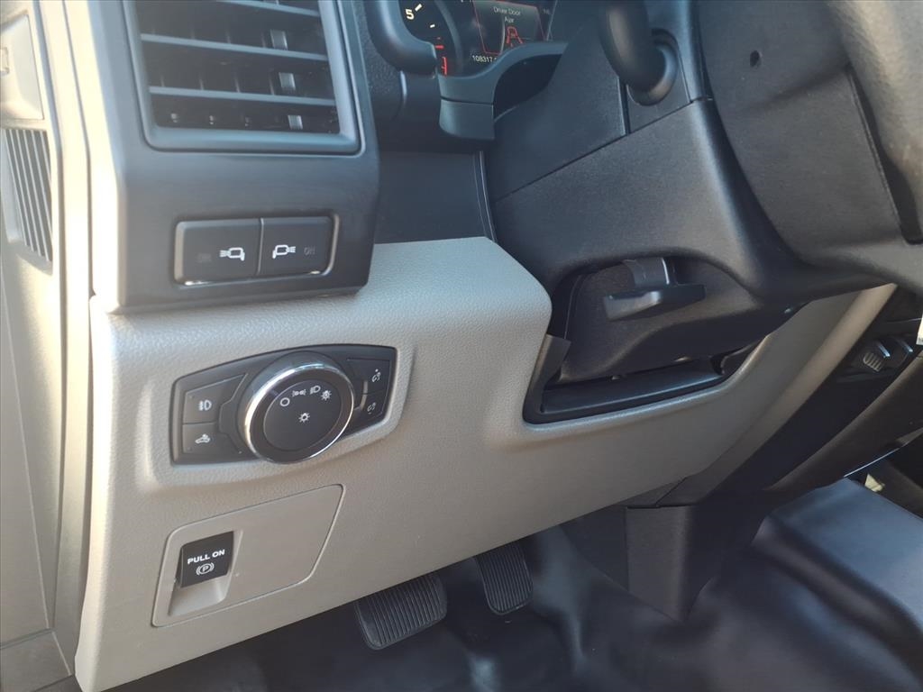 Ford F-150 XL 4WD SuperCab 6.5' Box 2019