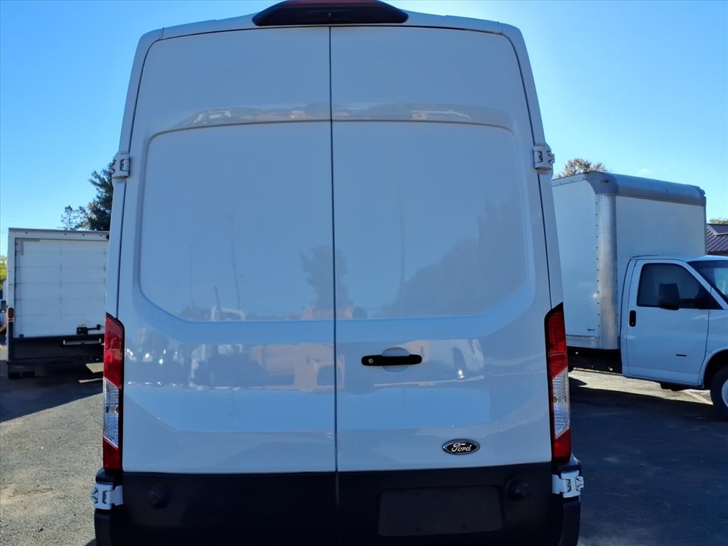 Ford Transit Cargo Van T-250 148" Hi Rf 9070 GVWR RWD 2020