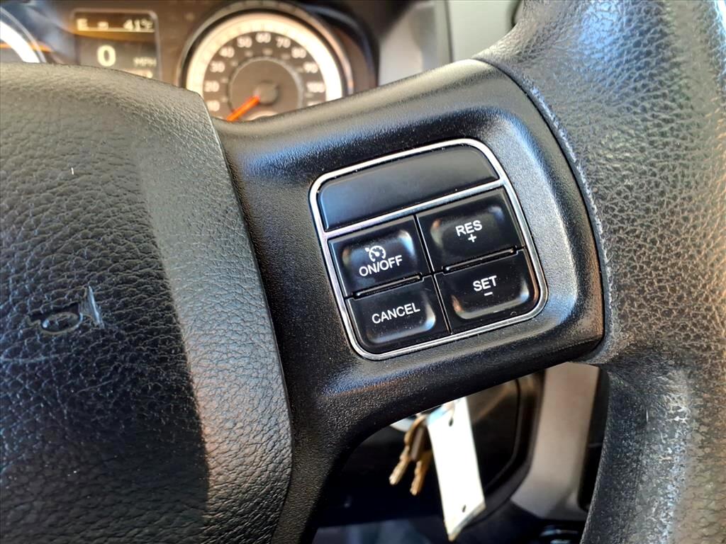 RAM 5500 Chassis Cab Tradesman 4x2 Reg Cab 84" CA 168.5" WB 2018