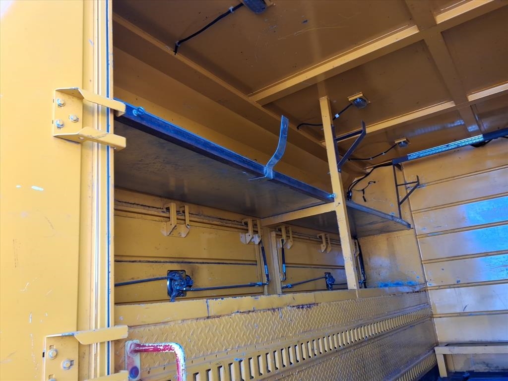 RAM 5500 Chassis Cab Tradesman 4x2 Reg Cab 84" CA 168.5" WB 2018