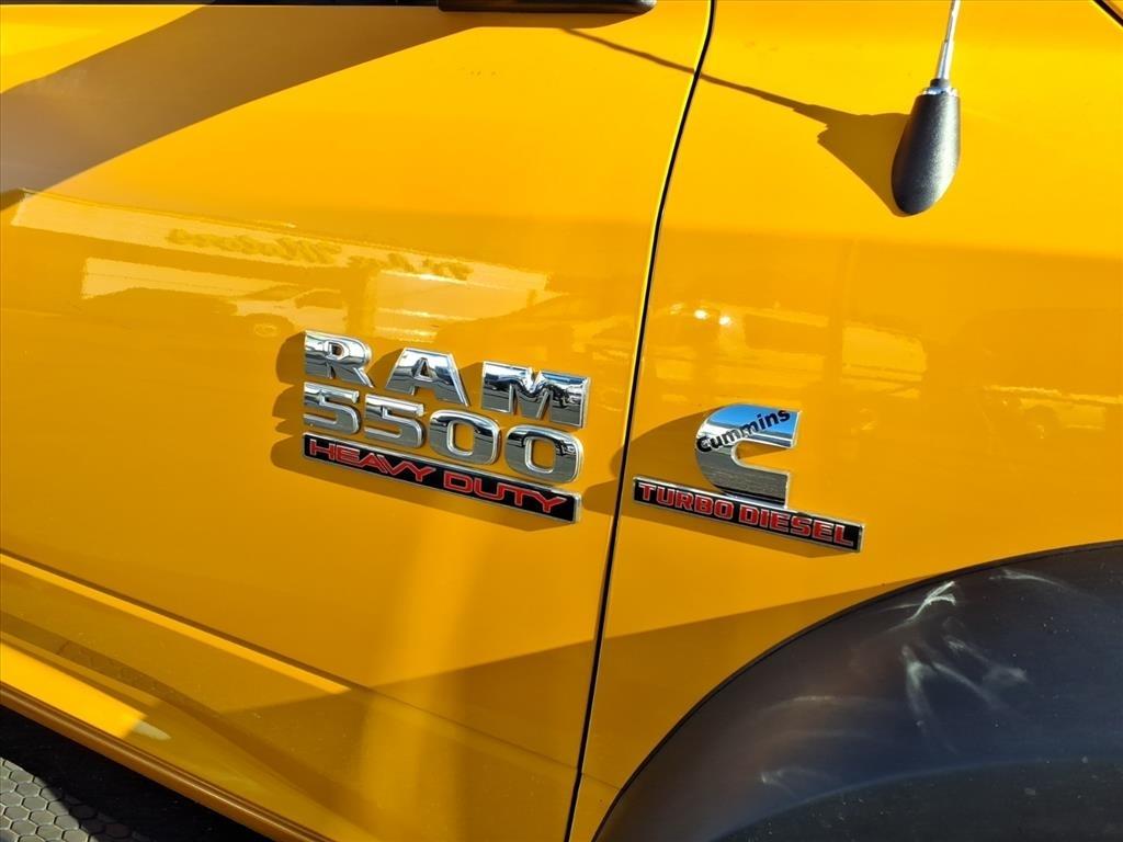 RAM 5500 Chassis Cab Tradesman 4x2 Reg Cab 84" CA 168.5" WB 2018