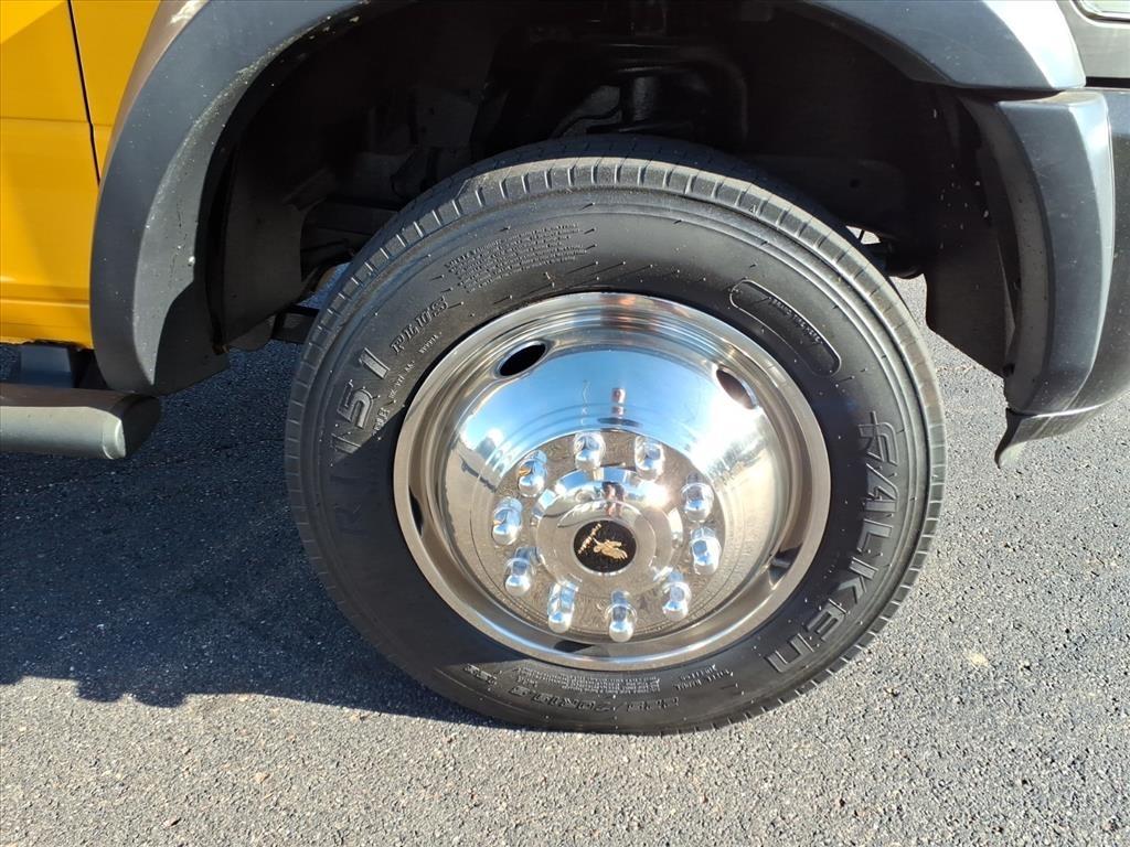 RAM 5500 Chassis Cab Tradesman 4x2 Reg Cab 84" CA 168.5" WB 2018