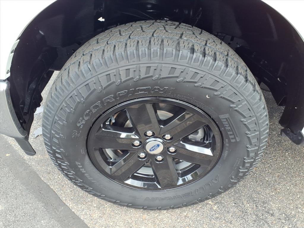 Ford F-150 XL 4WD SuperCrew 5.5' Box 2021