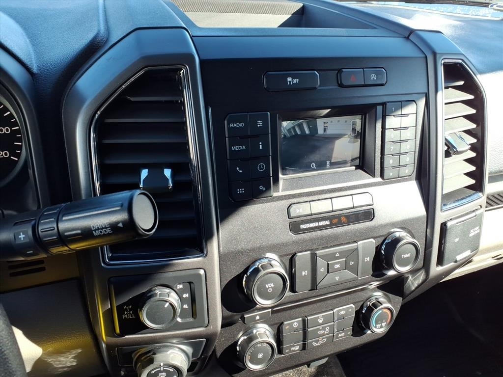 Ford F-150 XLT 4WD SuperCab 8' Box 2018