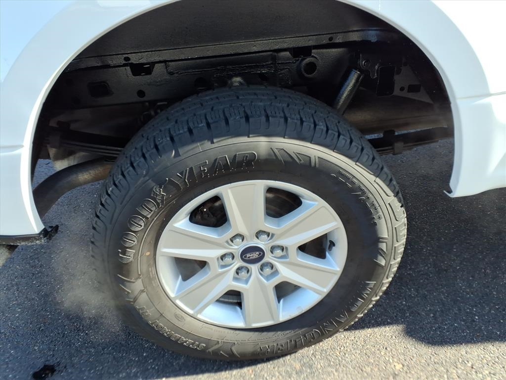 Ford F-150 XLT 4WD SuperCab 8' Box 2018