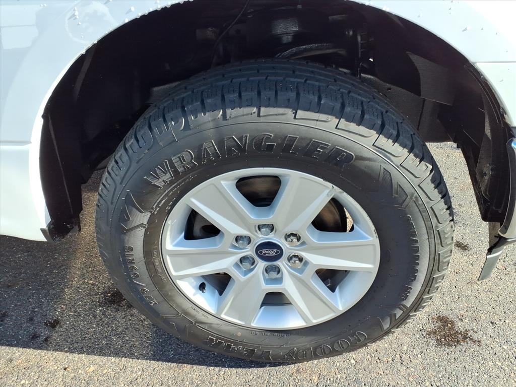 Ford F-150 XLT 4WD SuperCab 8' Box 2018