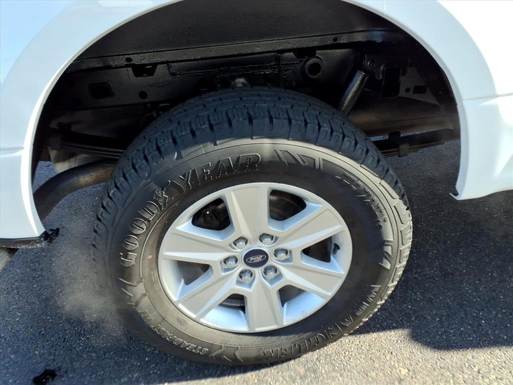 Ford F-150 XLT 4WD SuperCab 8' Box 2018