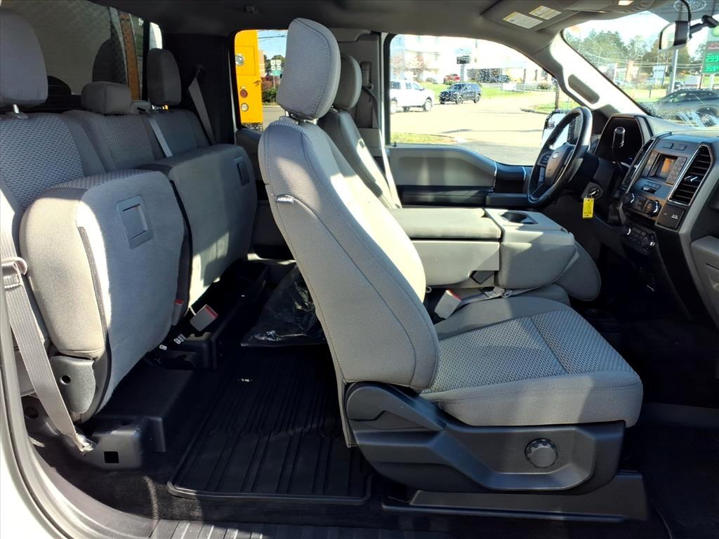 Ford F-150 XLT 4WD SuperCab 8' Box 2018