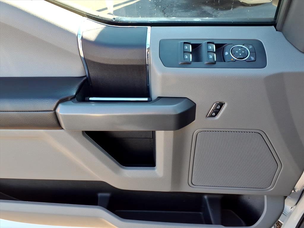 Ford F-150 XLT 4WD SuperCab 8' Box 2018