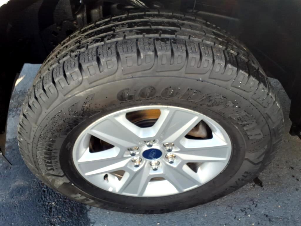 Ford F-150 XLT 4WD SuperCab 8' Box 2018