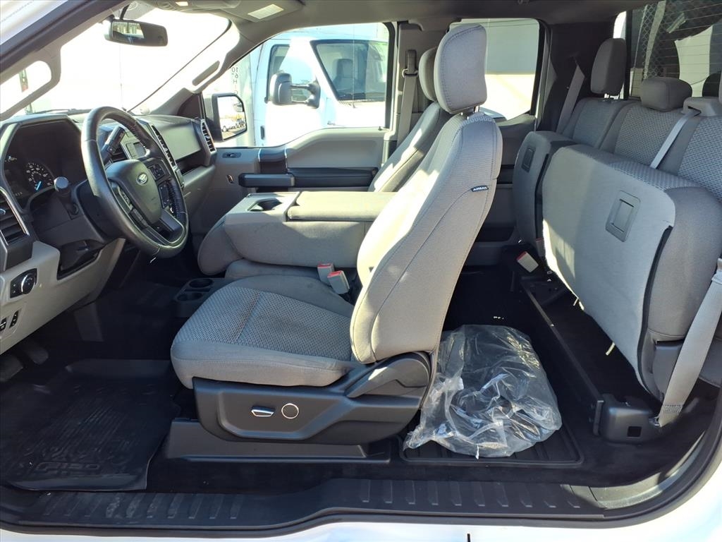 Ford F-150 XLT 4WD SuperCab 8' Box 2018