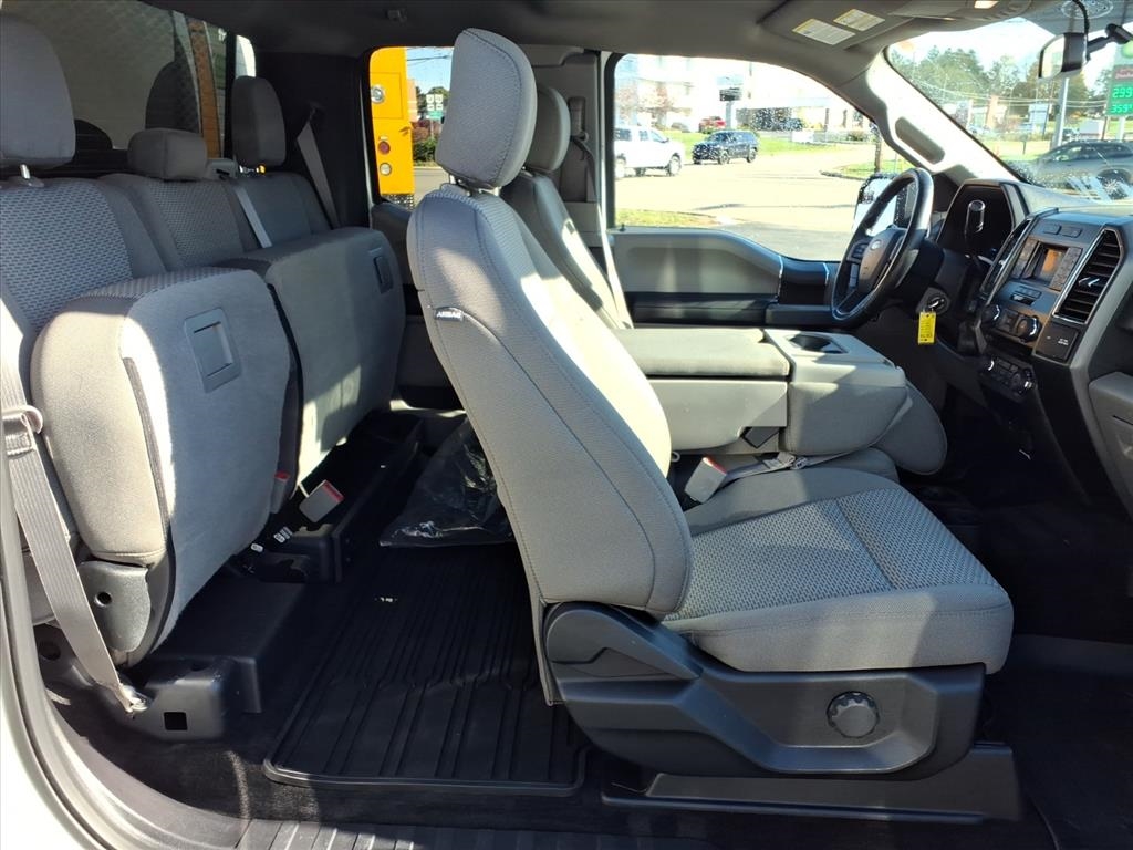 Ford F-150 XLT 4WD SuperCab 8' Box 2018