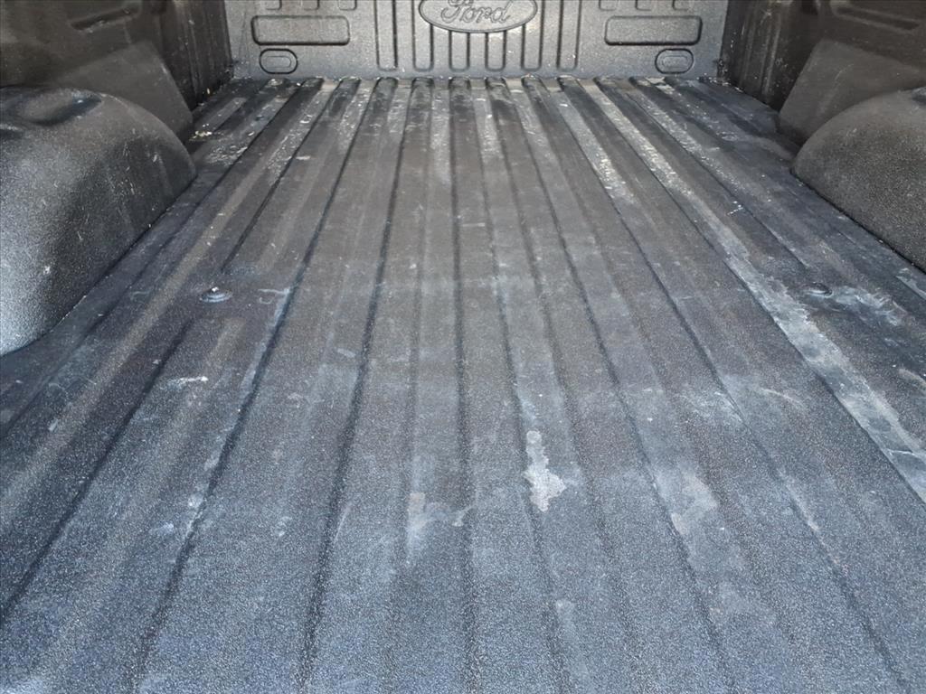 Ford F-150 XLT 4WD SuperCab 8' Box 2018