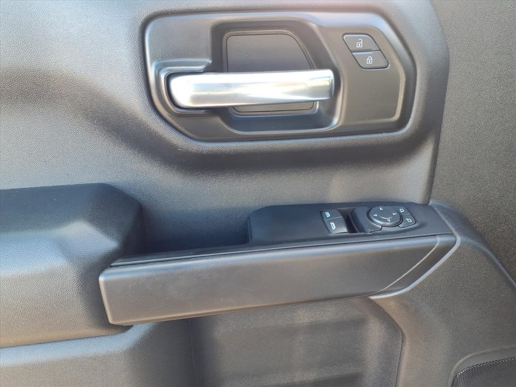 Chevrolet Silverado 1500 2WD Reg Cab 140" Work Truck 2022