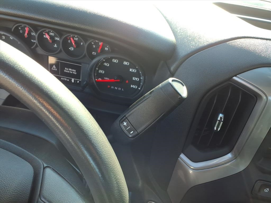 Chevrolet Silverado 1500 2WD Reg Cab 140" Work Truck 2022