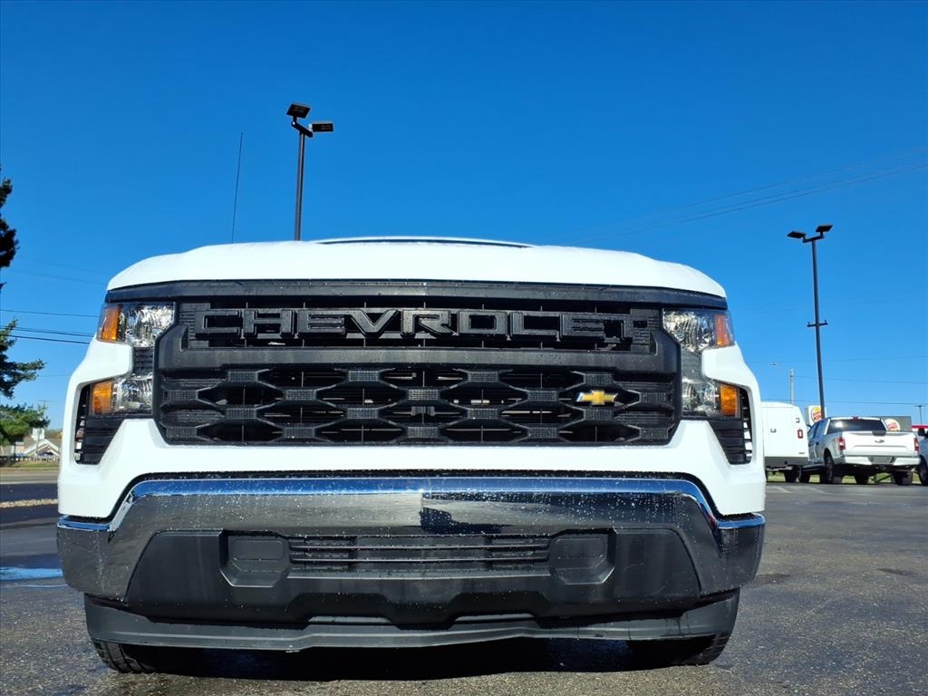 Chevrolet Silverado 1500 2WD Reg Cab 140" Work Truck 2022