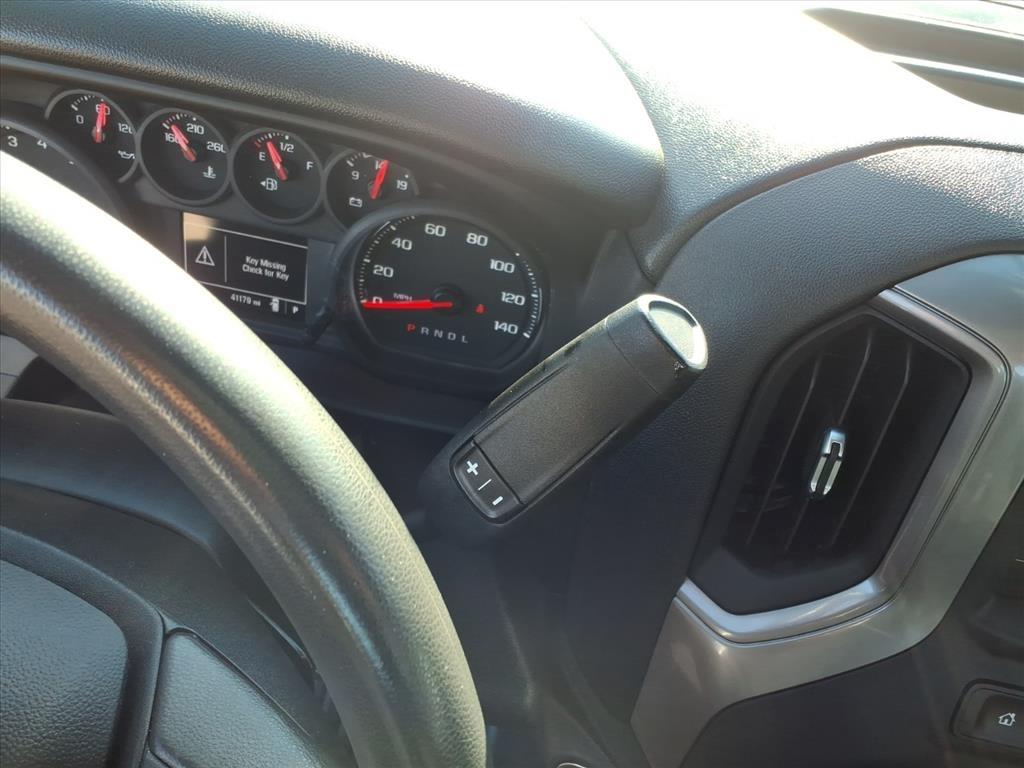 Chevrolet Silverado 1500 2WD Reg Cab 140" Work Truck 2022