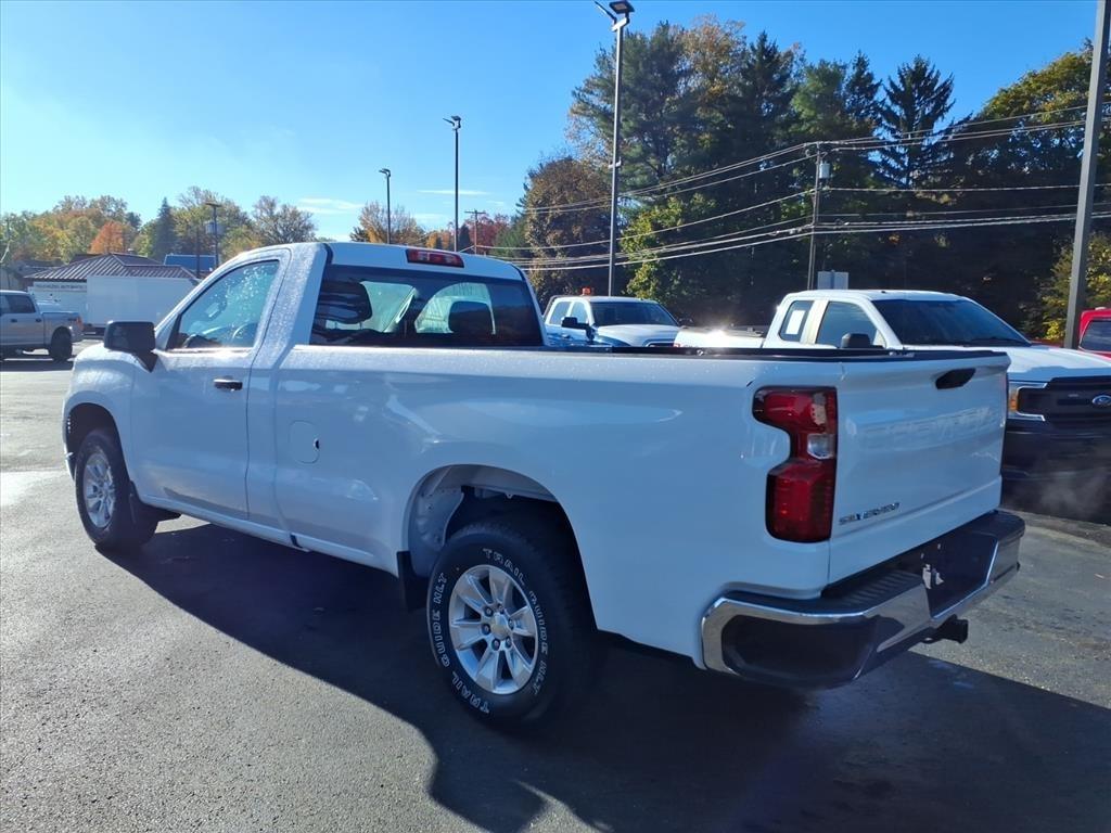 Chevrolet Silverado 1500 2WD Reg Cab 140" Work Truck 2022