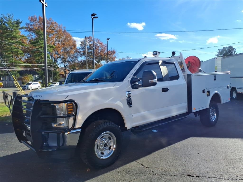2019 Ford Super Duty F-350 SRW XL 4WD SuperCab 8' Box