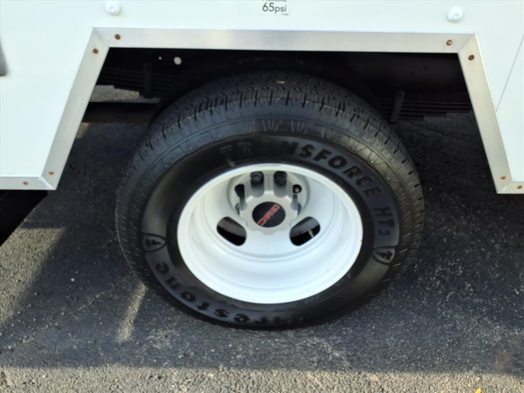 GMC Savana Commercial Cutaway 3500 Van 177" 2021