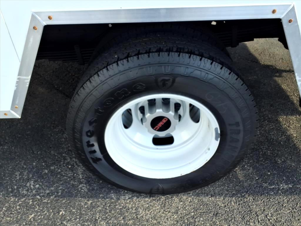 GMC Savana Commercial Cutaway 3500 Van 177" 2021