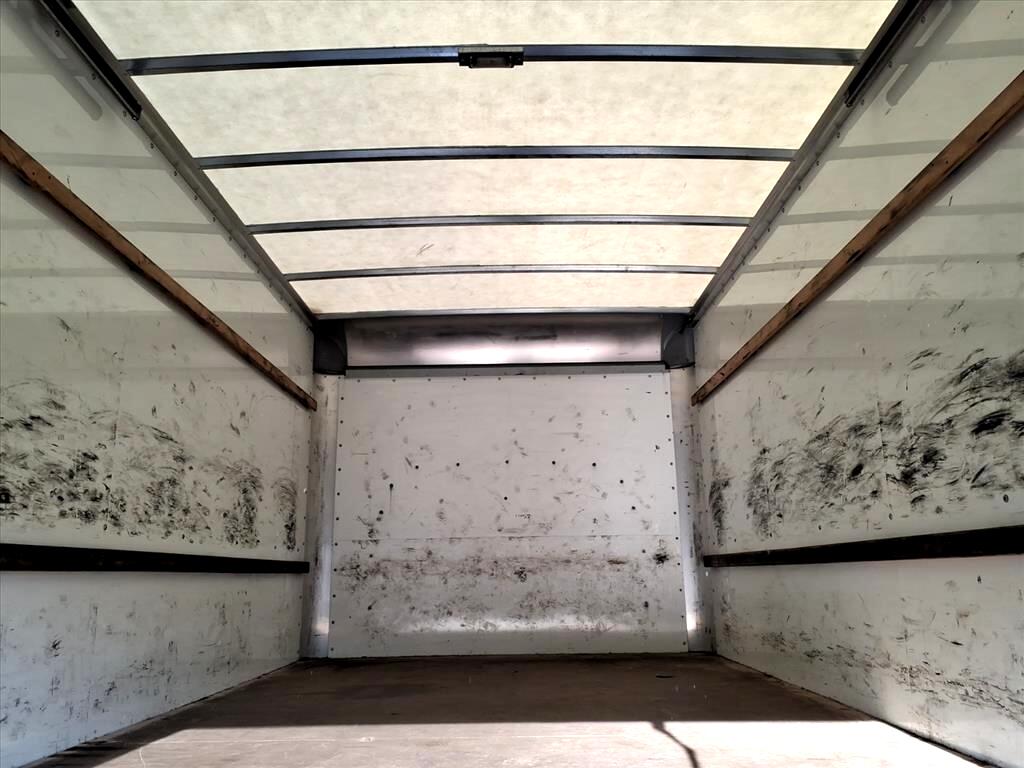 GMC Savana Commercial Cutaway 3500 Van 177" 2021