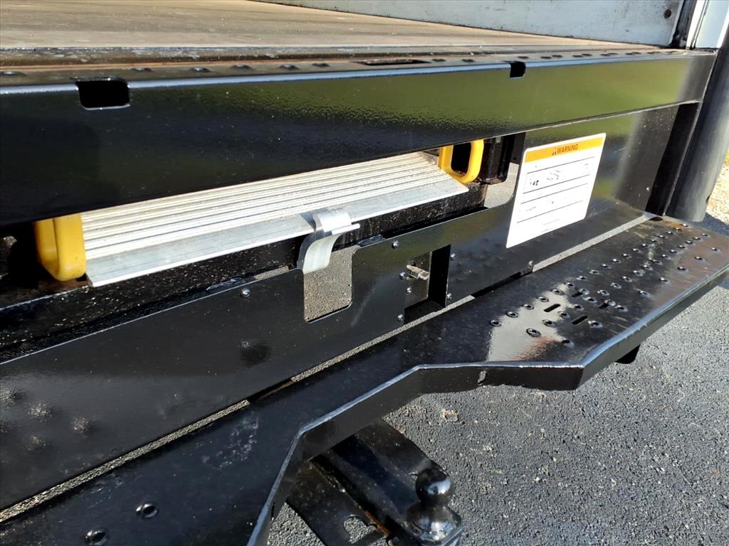 GMC Savana Commercial Cutaway 3500 Van 177" 2021