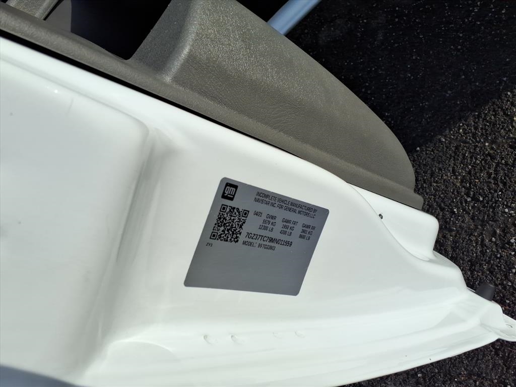 GMC Savana Commercial Cutaway 3500 Van 177" 2021